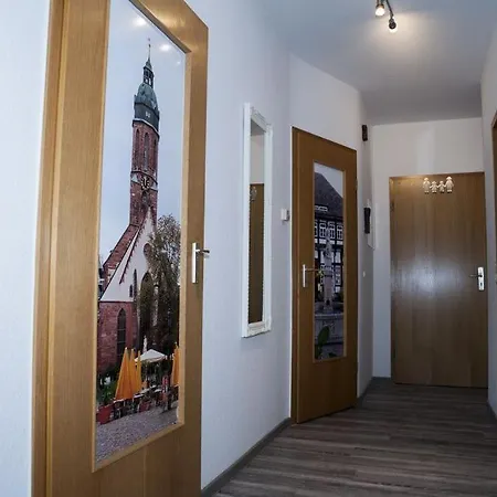 Exklusive Ferienwohnung Mit Balkon, 2 Schlafzimmer Im Haus Sertuerner Einbeck Exterior photo