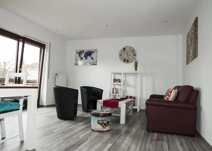 Exklusive Ferienwohnung Mit Balkon, 2 Schlafzimmer Im Haus Sertuerner